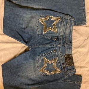 Miss Me Jeans Star Bottom pockets